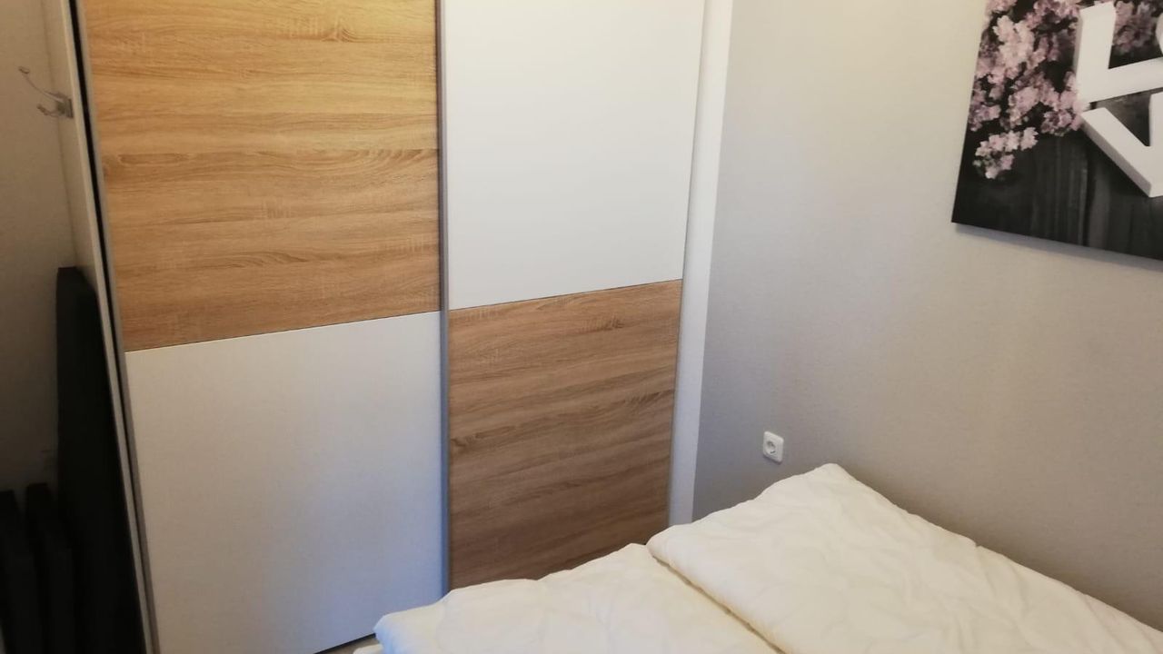 Auch im Schlafzimmer 3 ein Schwebetürenschrank Auch im Schlafzimmer 3 ein Schwebetürenschrank